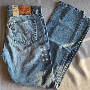 Levi’s 32x32 514 Straight Cut Jeans